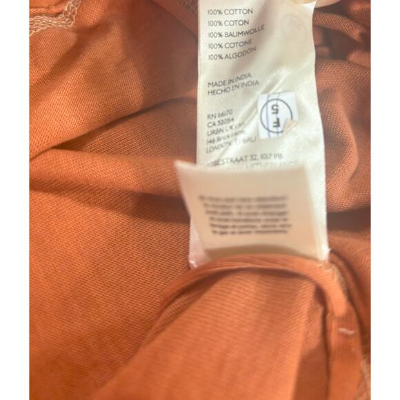 Free People NWOT Table For Two Tee Sleeveless Relaxed Lace Details Rust Sz Small - Picture 4 of 5